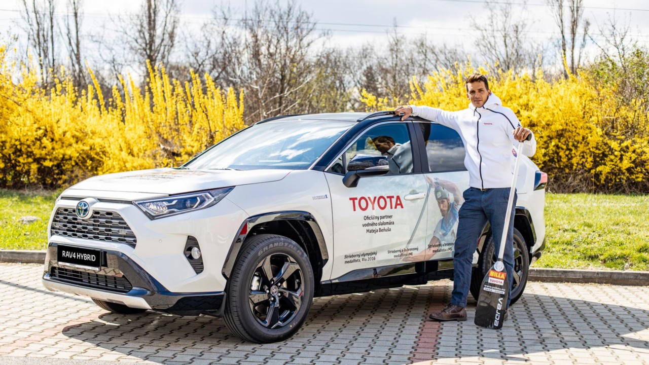 KANOISTOVI MATEJOVI BEŇUŠOVI UĽAHČÍ PRÍPRAVU NA OLYMPIÁDU